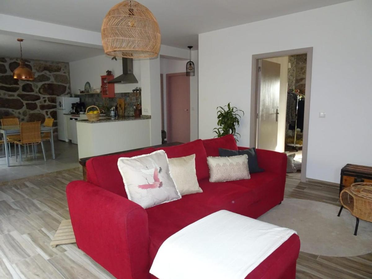 לינה וארוחת בוקר טראס דה בורו A Casa Com 2 Pereiras מראה חיצוני תמונה