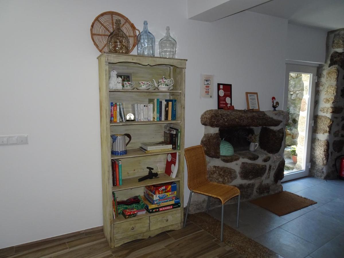 לינה וארוחת בוקר טראס דה בורו A Casa Com 2 Pereiras מראה חיצוני תמונה